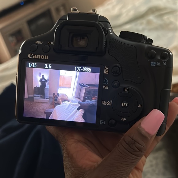 Canon Rebel camera - Picture 5 of 5